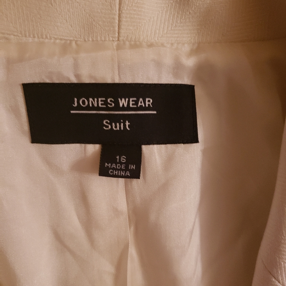 Original Jones Wear fully lined suit - Picture 2 of 4